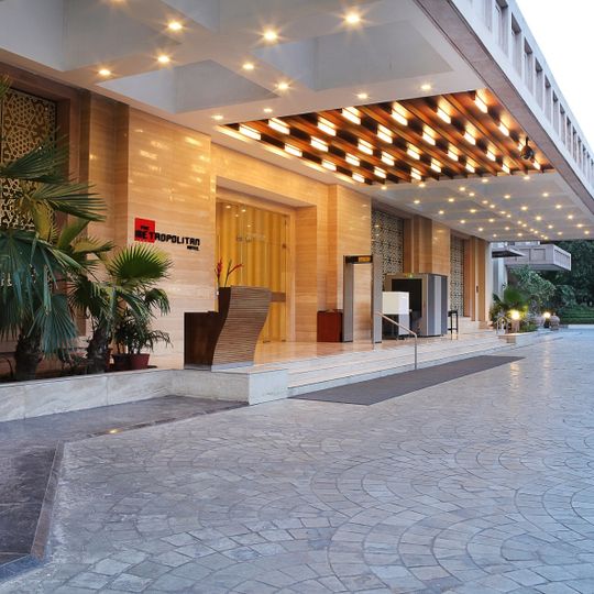 The Metropolitan Hotel & Spa