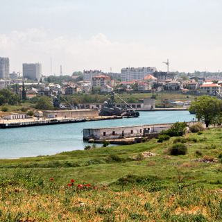 Karantynna Bay