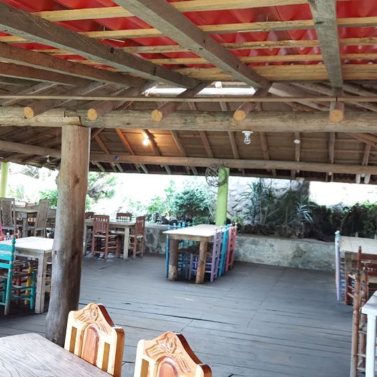 Los Alcatraces
