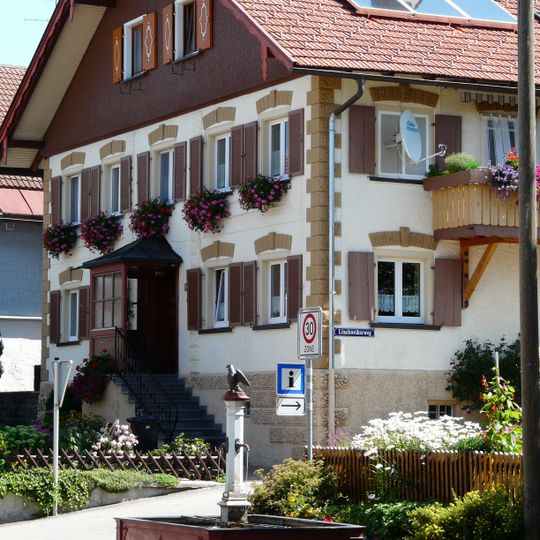 Dorfbrunnen aus Gusseisen