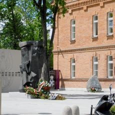 Pomnik Żołnierzy Poległych w Misjach i Operacjach Wojskowych Poza Granicami Państwa