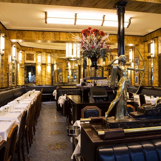 Le Vaudeville