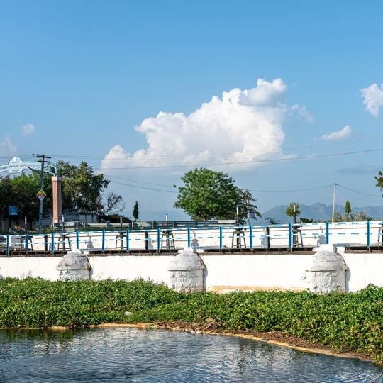 Head Sluice Periavoikal Nattuvoikal