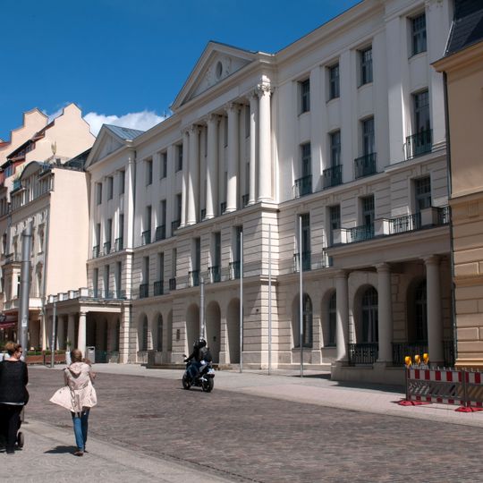 Gebäude Schloßstraße 9/11