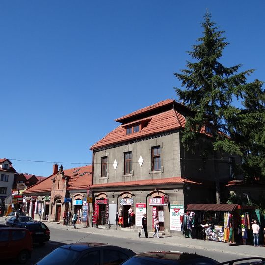 Dwór, Mikołaja Reja 5 w Myślenicach