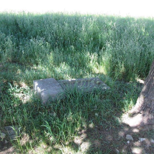 Kříž jižně od Kyjova v poli