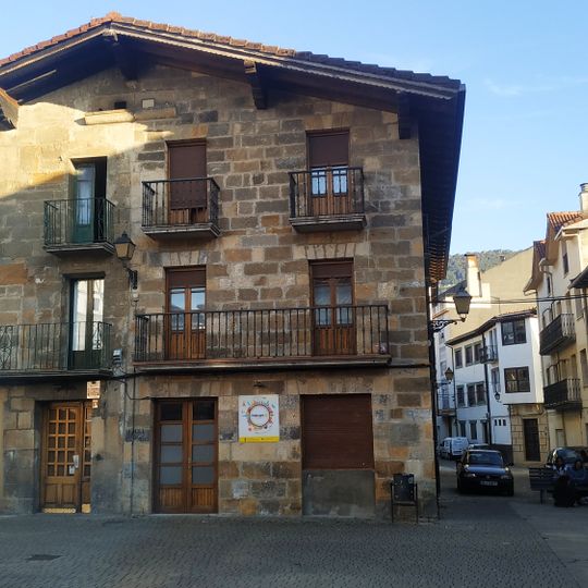 Plaza de los Fueros 17