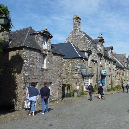 Maison, place de l'Église, cad. I 184bis