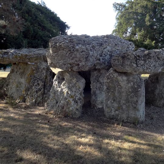 Dolmen de la Pierre Levée