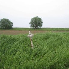 Kříž nad Kozmicemi pod rozcestím