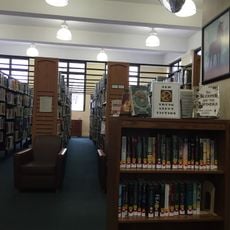 Kearny Public Library