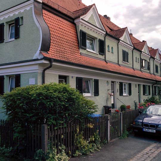Reihenhausgruppe der Gartenstadt Nürnberg