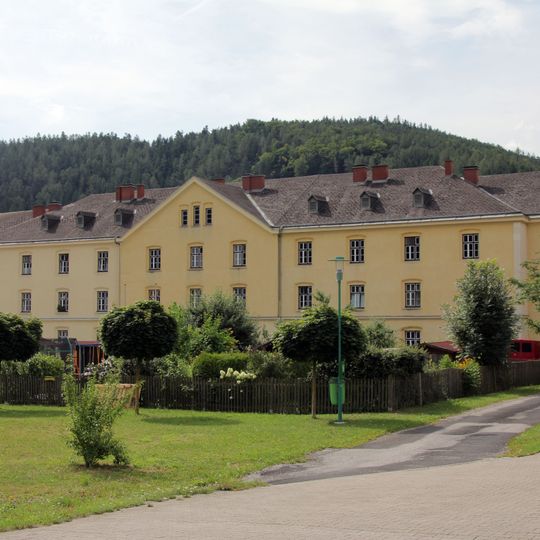 Ehem. Arbeiter- und Beamtenwohnhaus