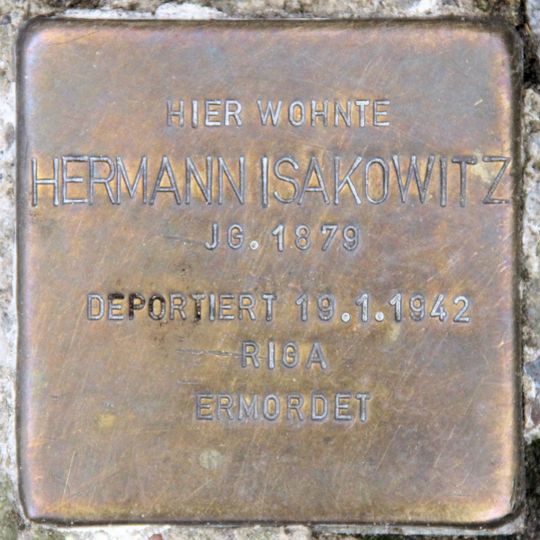 Stolperstein dedicated to Hermann Isakowitz