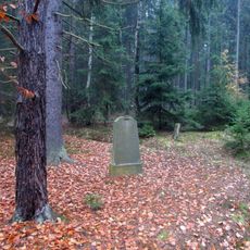 Kříž v lese u Tisu u Blatna