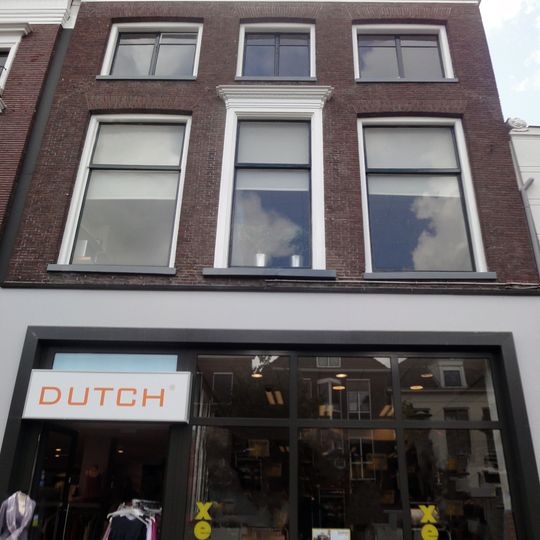 Leeuwenburg 22, Sneek