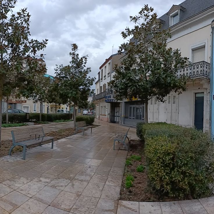Square Michel Crespin