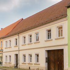 Ackerbürgerhaus in geschlossener Bebauung Mühlberger Straße 51