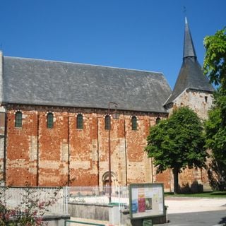Église Saint-Michel de Chârost