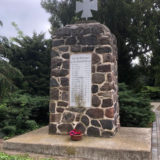 Kriegerdenkmal Reesen
