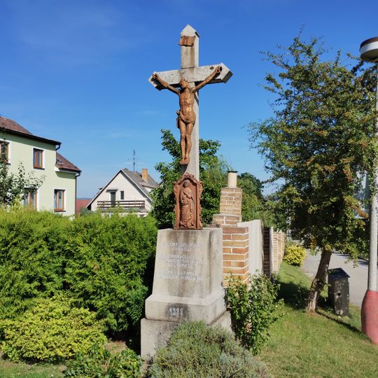 Kříž ve Sllunečné ulici