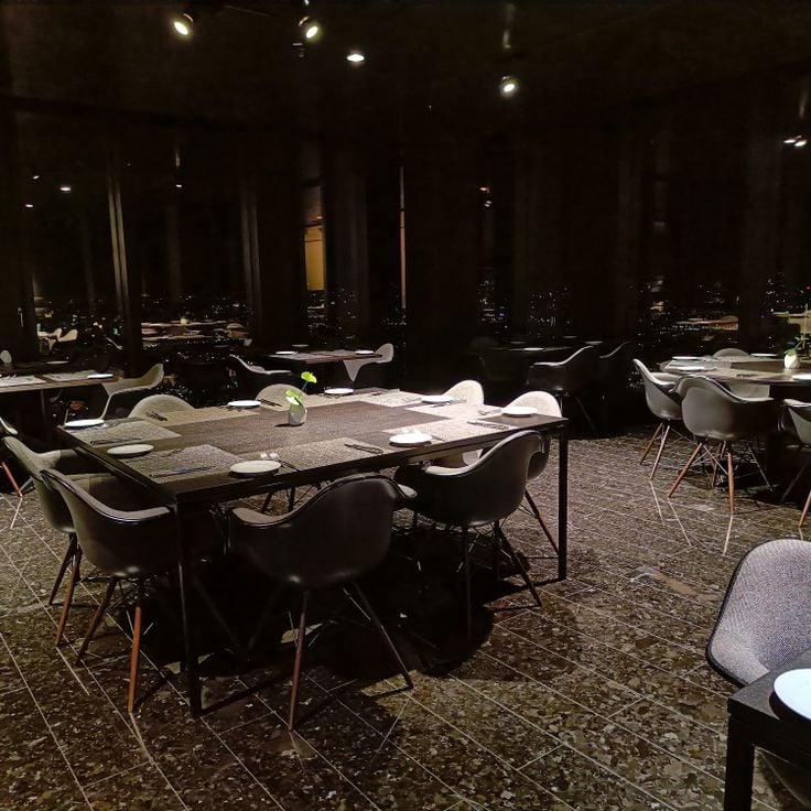 57 Restaurant and Lounge