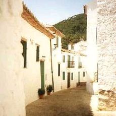 Historical center of Aín