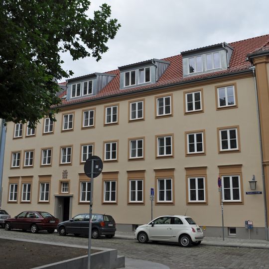 Semlower Straße 39–41