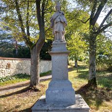 Socha svatého Jana Nepomuckého u zámku Životice