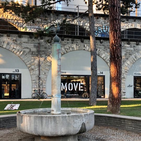 Fountain with Pigeon Sclupture