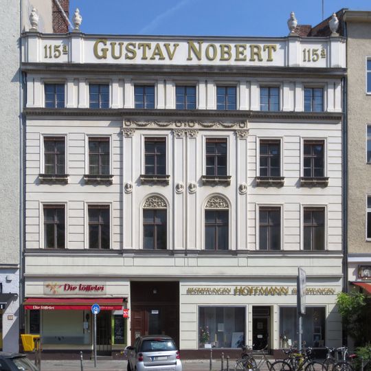 Mietshaus Potsdamer Straße 73