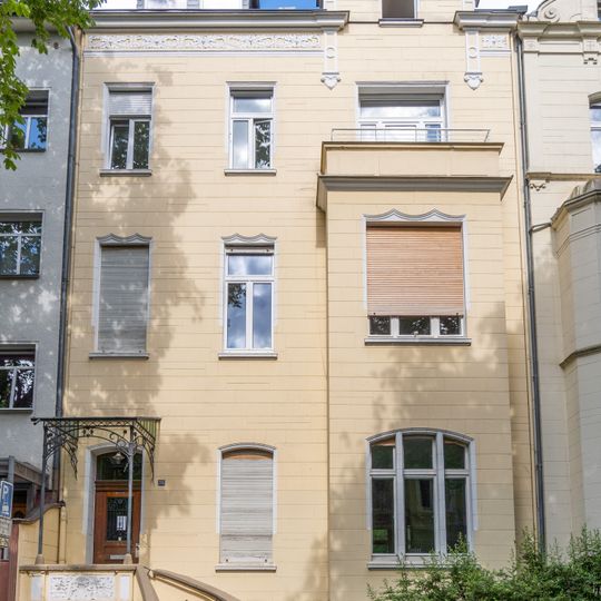 Schumannstraße 35