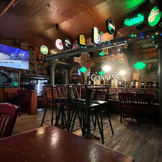 Le Vieux/ The Old Dublin Pub & Resturant