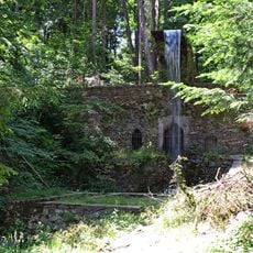 Kaštieľ Betliar s parkom, grotta s vodopádom