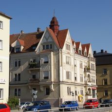 Wohn- und Geschäftshaus