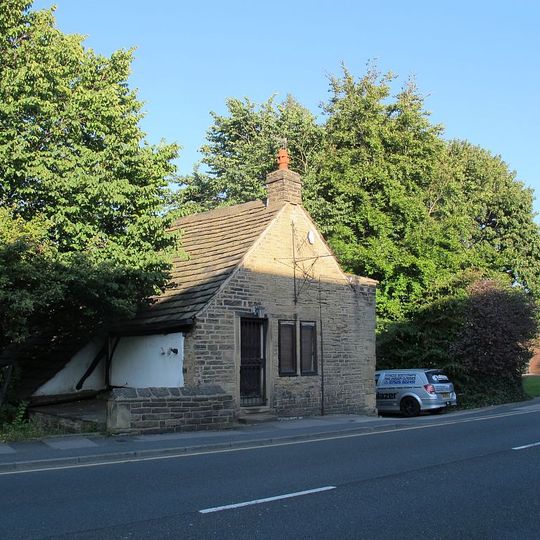 112, Lower Town Street