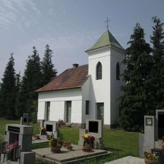 Kaple jižně od Zdemyslic