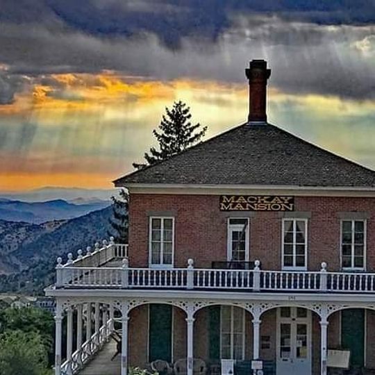 Mackay Mansion & Museum