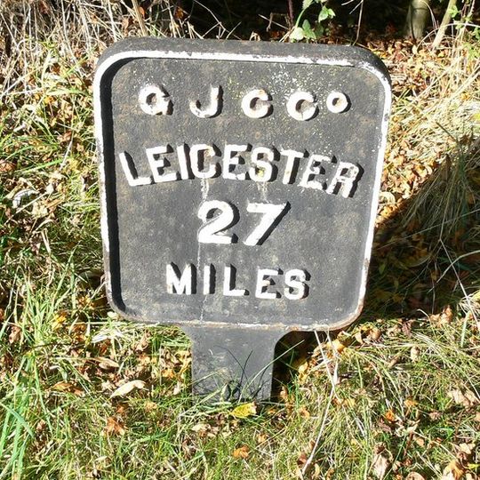 Milepost At Sp 6245 8110, Grand Union Canal