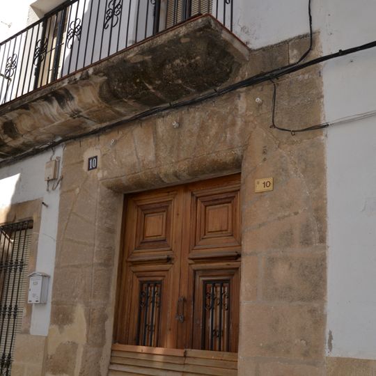 Edificio en la Calle Hostal, 10