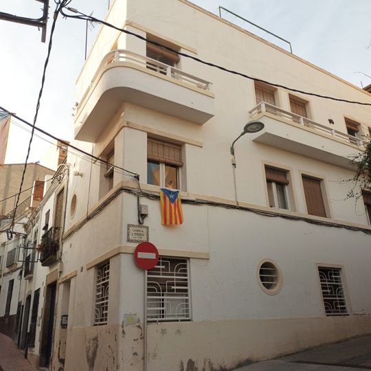 Casa racionalista al carrer d'Andreu Guri, 62