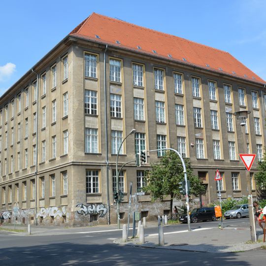Ehem. Gemeindeschule und Gymnasium
