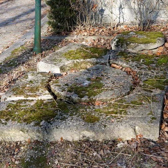 Grave of Unidentified 5