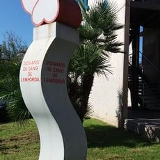 Monument to blood donors in Figueres