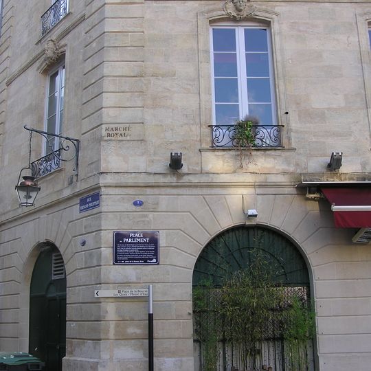 Immeuble, 1 place du Parlement, 24 rue Ferdinand-Philippart