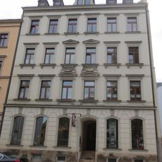 Mietshaus in geschlossener Bebauung Bergstraße 31