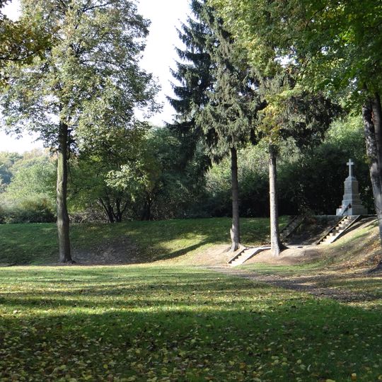 Redoubt 56 - contemporary ramparts and moat