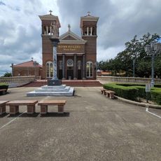 Statue