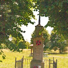 Kříž v Dobrušce jih