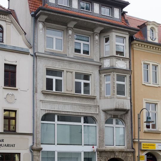 Wohn- und Geschäftshaus Steinstraße 13